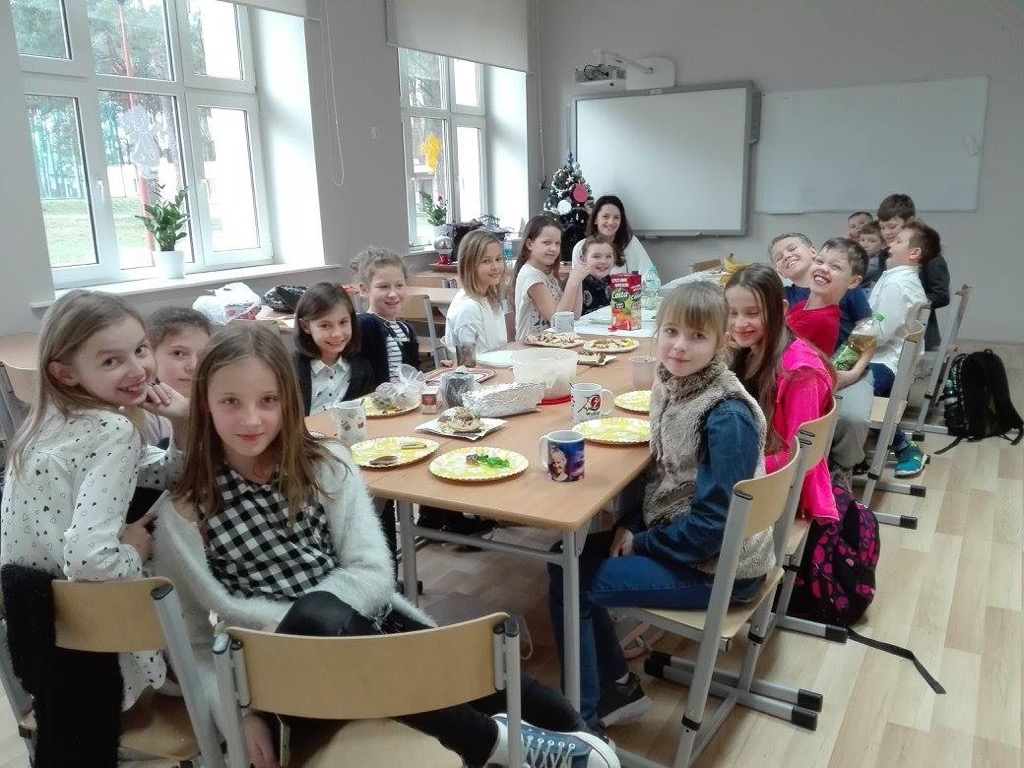 25542311_909576685858360_5964772408619376251_o