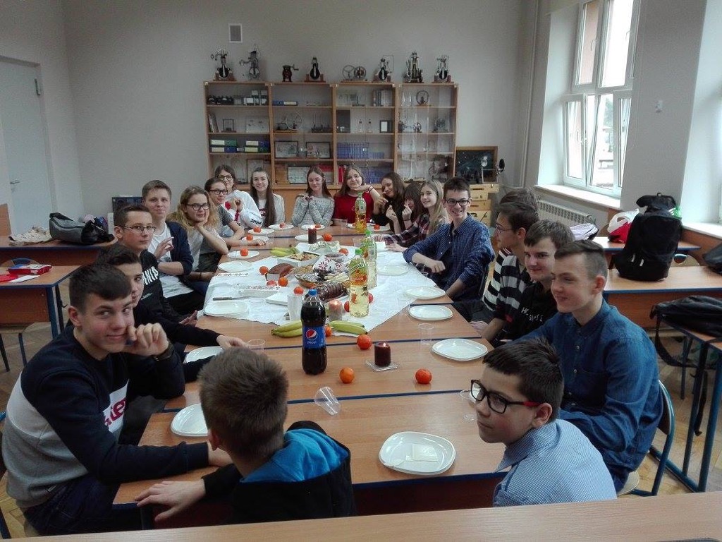 25542349_909573859191976_1803081966678828903_o