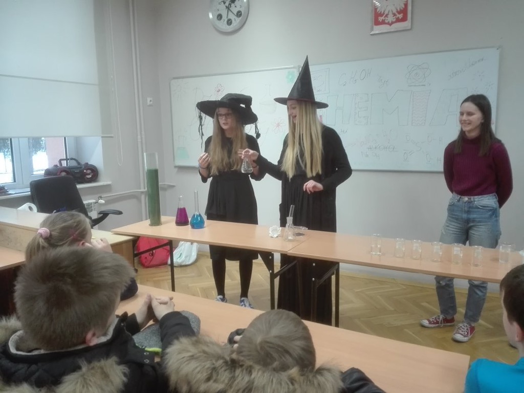 29386648_954897354659626_4948302104566431744_o