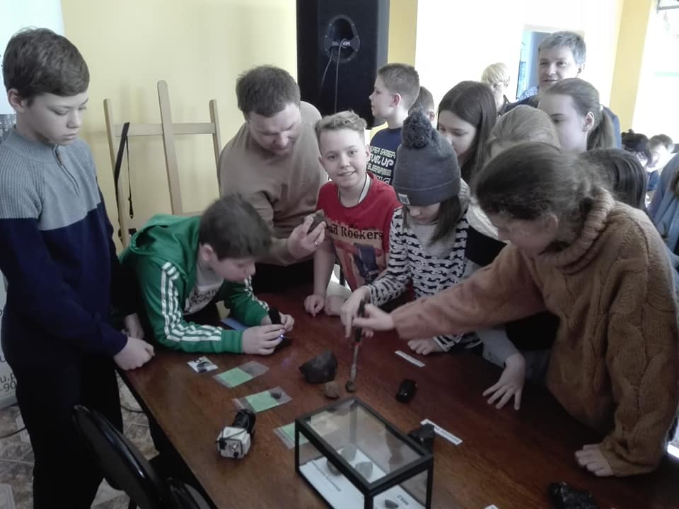 53317856_1191223614360331_7219402204199780352_n